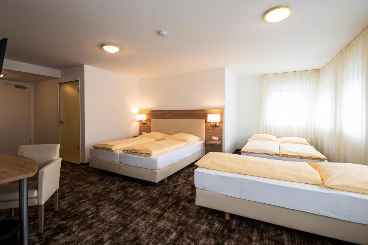 Sternplatz Hotel إيهنغن المظهر الخارجي الصورة