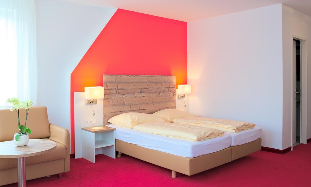Sternplatz Hotel إيهنغن المظهر الخارجي الصورة
